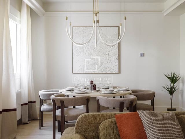3 soveværelse Lejlighed til salg i Castellana, Madrid by - € 1.990.000 (Ref: 9895089)