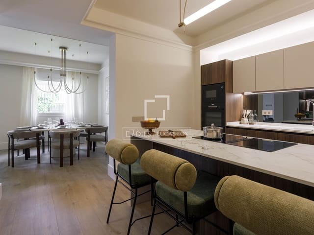 3 soveværelse Lejlighed til salg i Castellana, Madrid by - € 1.990.000 (Ref: 9895089)