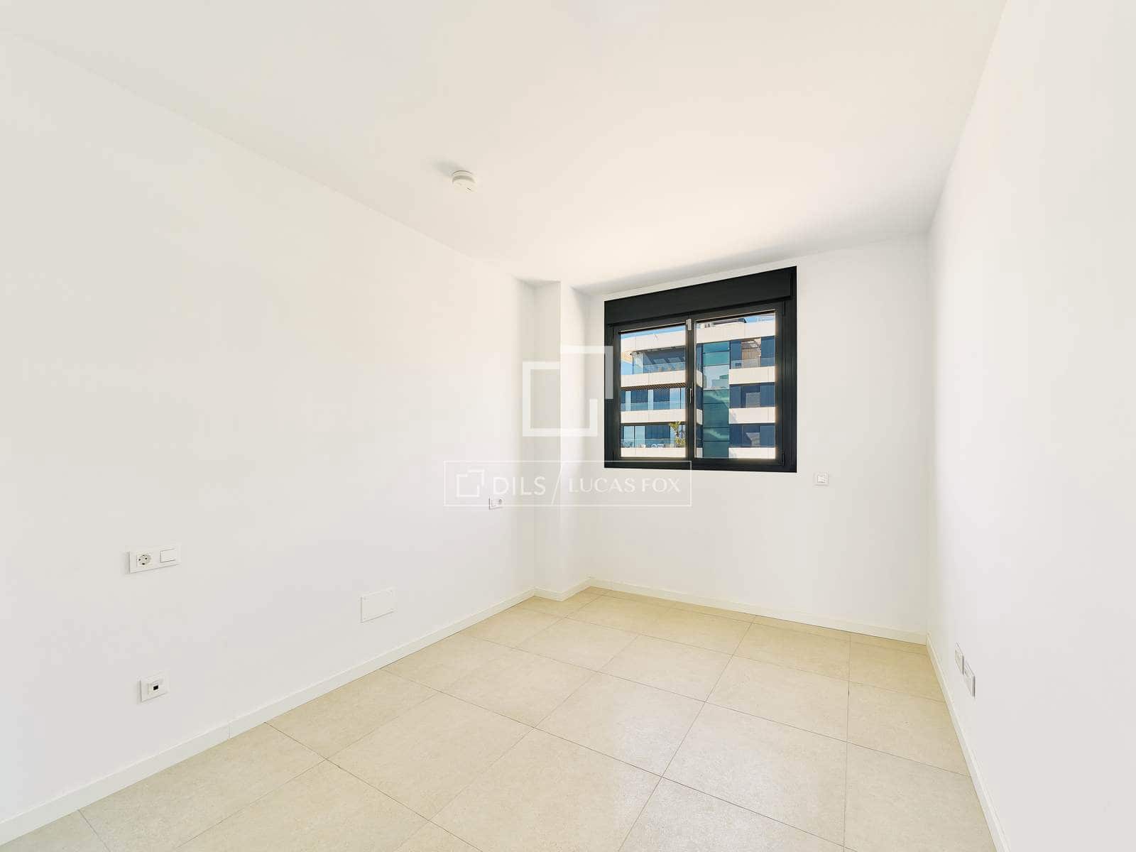 2 soverom Leilighet til salgs i Torremolinos med svømmebasseng garasje - € 975 000 (Ref: 9895090)