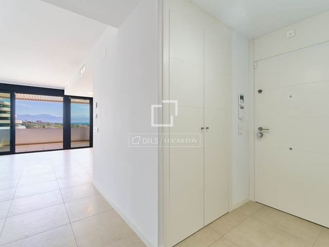 2 soverom Leilighet til salgs i Torremolinos med svømmebasseng garasje - € 975 000 (Ref: 9895090)