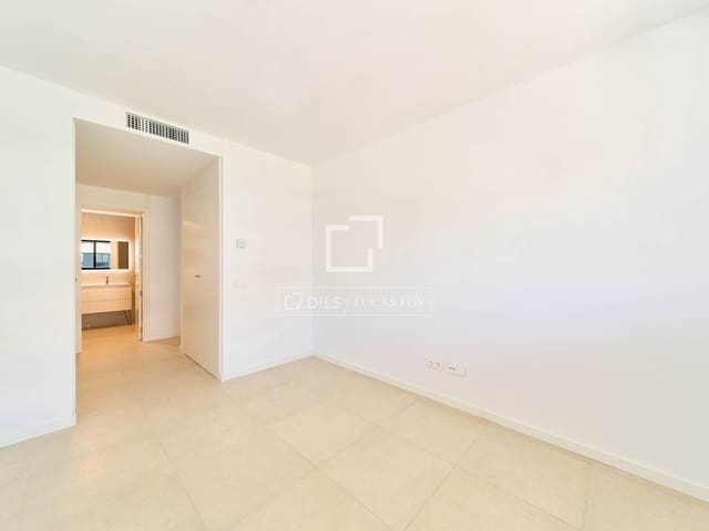 2 soverom Leilighet til salgs i Torremolinos med svømmebasseng garasje - € 975 000 (Ref: 9895090)