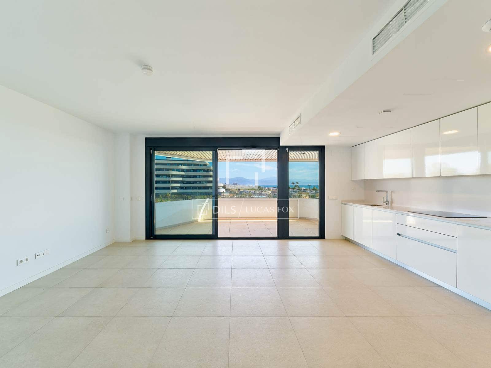 2 soverom Leilighet til salgs i Torremolinos med svømmebasseng garasje - € 975 000 (Ref: 9895090)