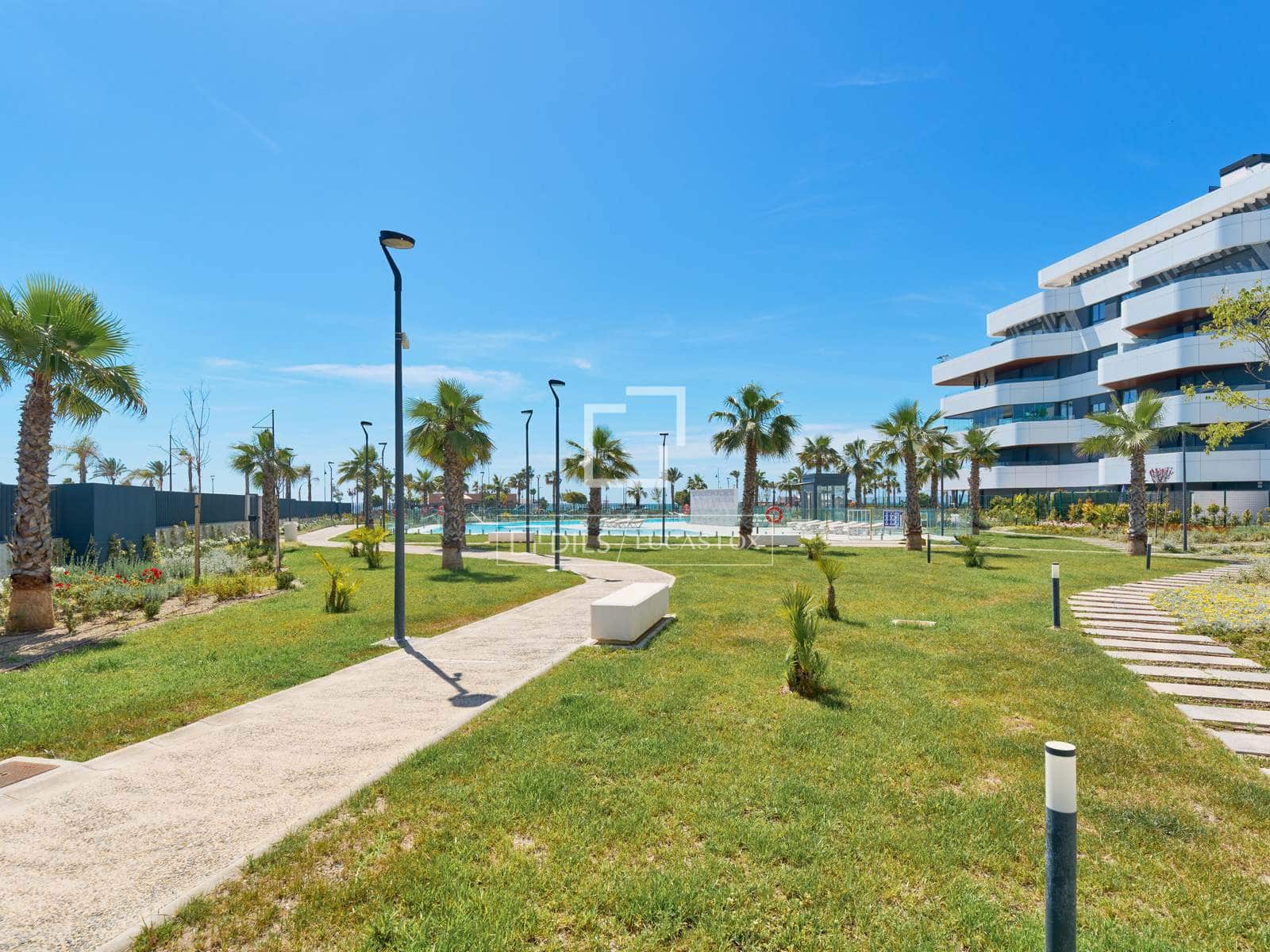 2 soverom Leilighet til salgs i Torremolinos med svømmebasseng garasje - € 975 000 (Ref: 9895090)