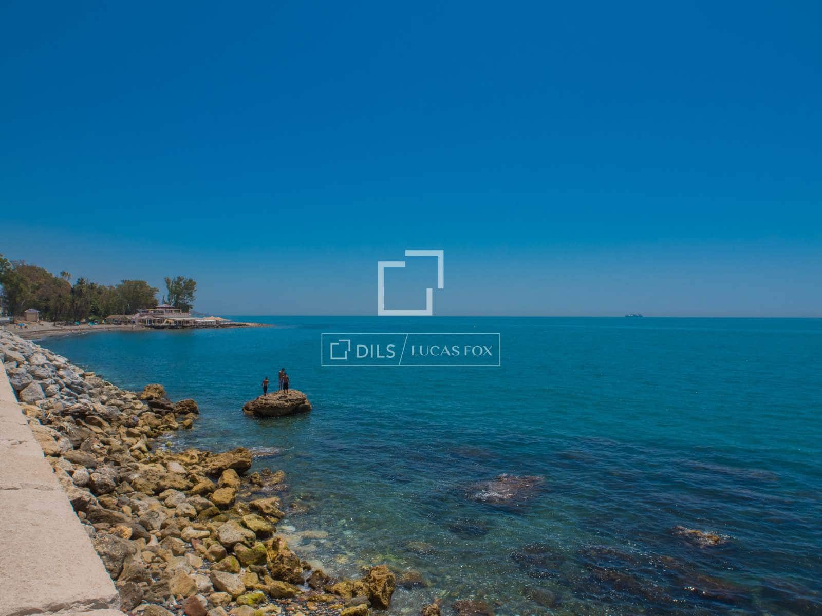 4 soverom Leilighet til leie i Malaga by med garasje - € 3 000 (Ref: 9895091)