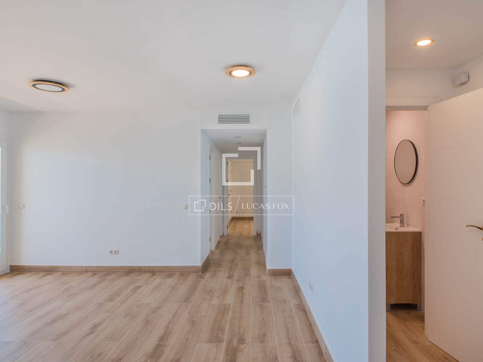 4 soverom Leilighet til leie i Malaga by med garasje - € 3 000 (Ref: 9895091)