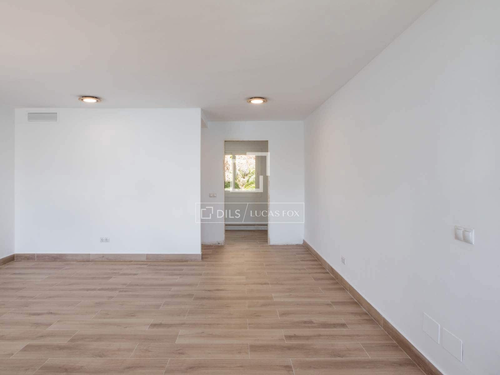 4 soverom Leilighet til leie i Malaga by med garasje - € 3 000 (Ref: 9895091)