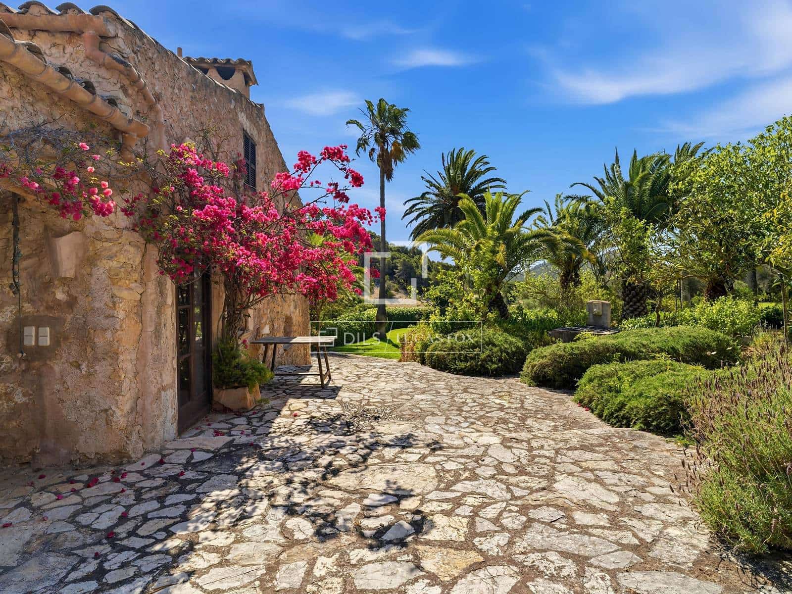 5 sovrum Finca/Hus på landet till salu i Manacor med pool garage - 2 800 000 € (Ref: 9895093)