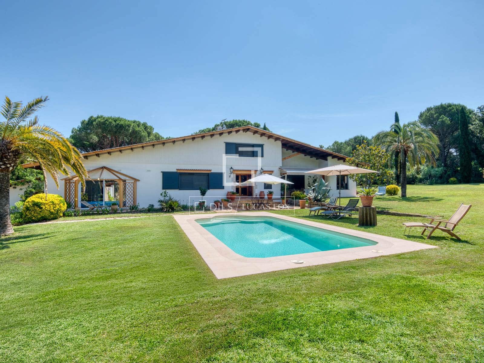 4 sypialnia Willa na sprzedaż w Santa Cristina d'Aro z basenem garażem - 1 650 000 € (Ref: 9895094)