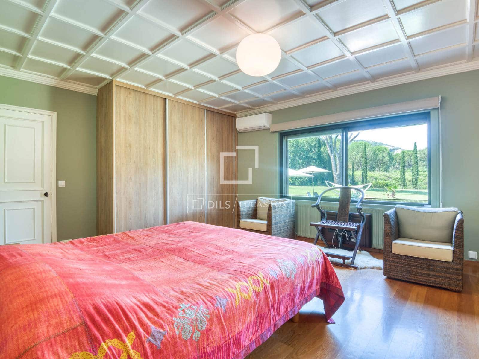 4 sypialnia Willa na sprzedaż w Santa Cristina d'Aro z basenem garażem - 1 650 000 € (Ref: 9895094)