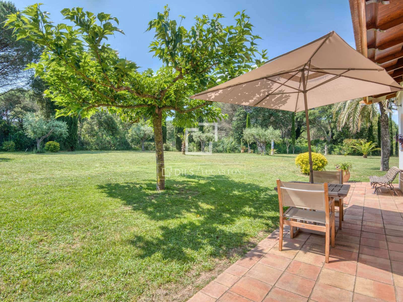 4 sypialnia Willa na sprzedaż w Santa Cristina d'Aro z basenem garażem - 1 650 000 € (Ref: 9895094)