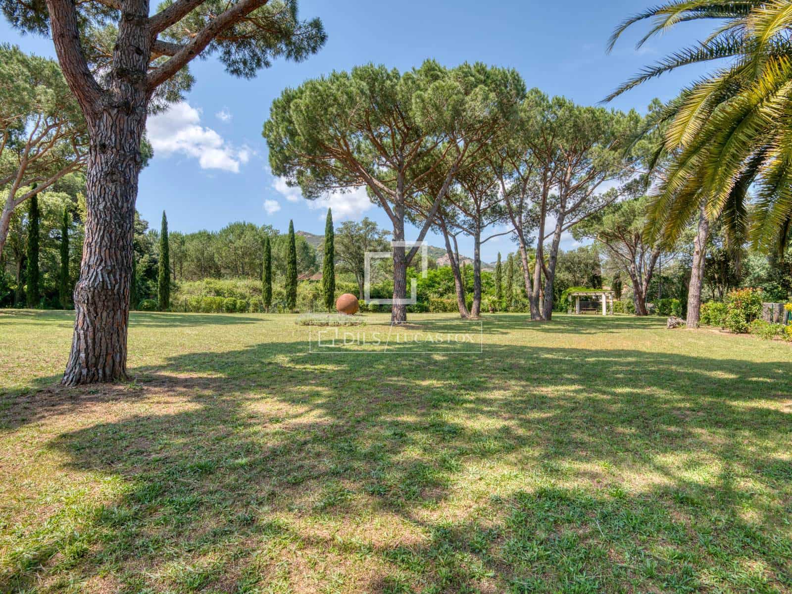 4 sypialnia Willa na sprzedaż w Santa Cristina d'Aro z basenem garażem - 1 650 000 € (Ref: 9895094)