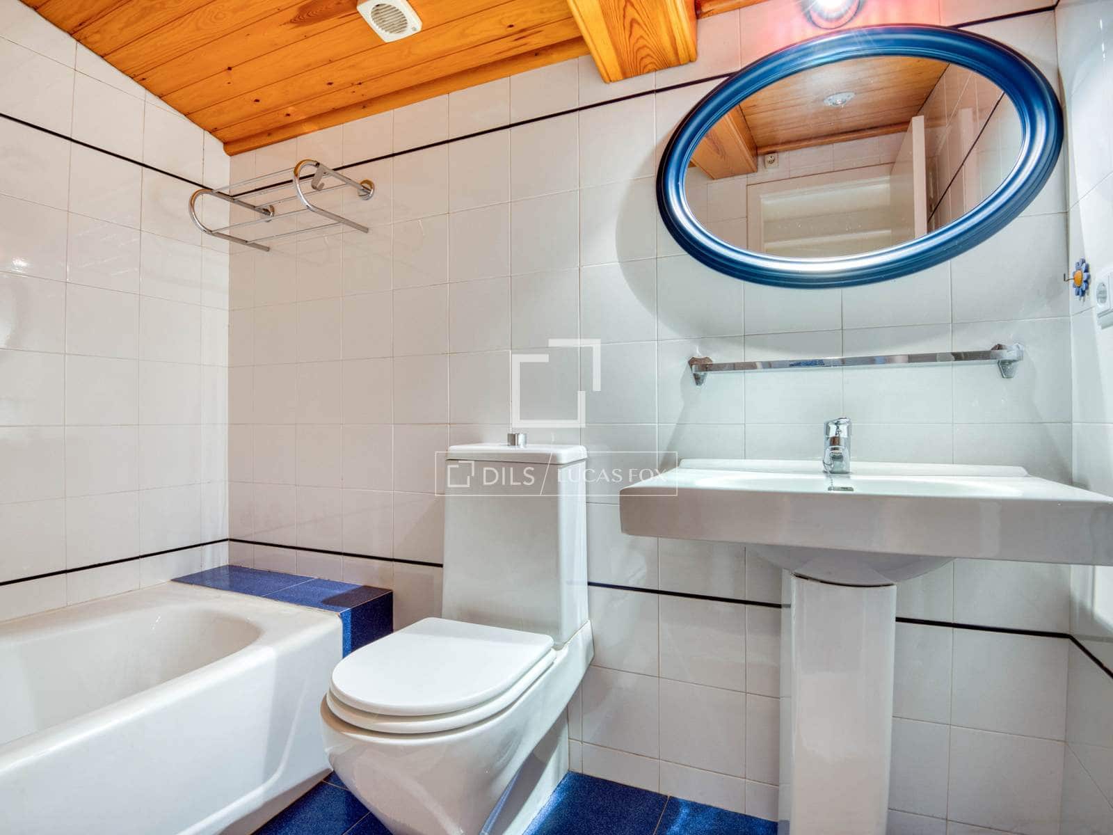 4 sypialnia Willa na sprzedaż w Santa Cristina d'Aro z basenem garażem - 1 650 000 € (Ref: 9895094)