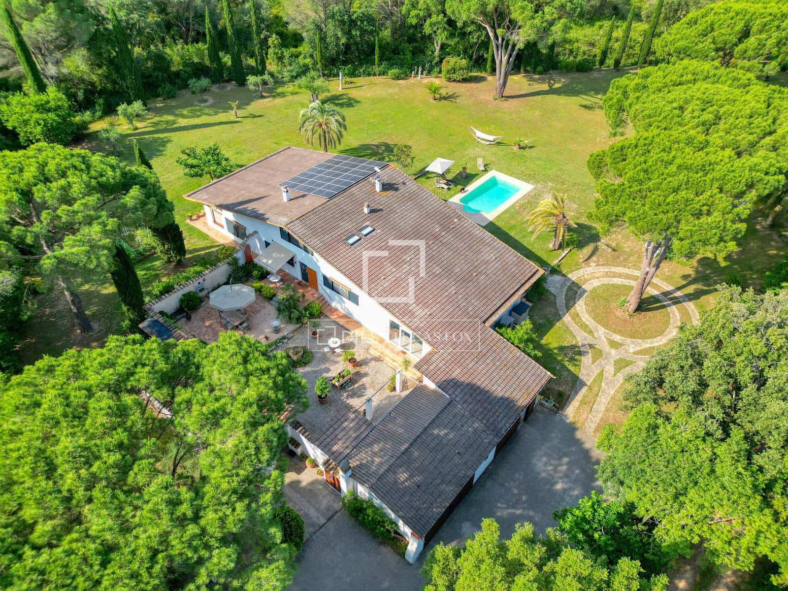 4 sypialnia Willa na sprzedaż w Santa Cristina d'Aro z basenem garażem - 1 650 000 € (Ref: 9895094)
