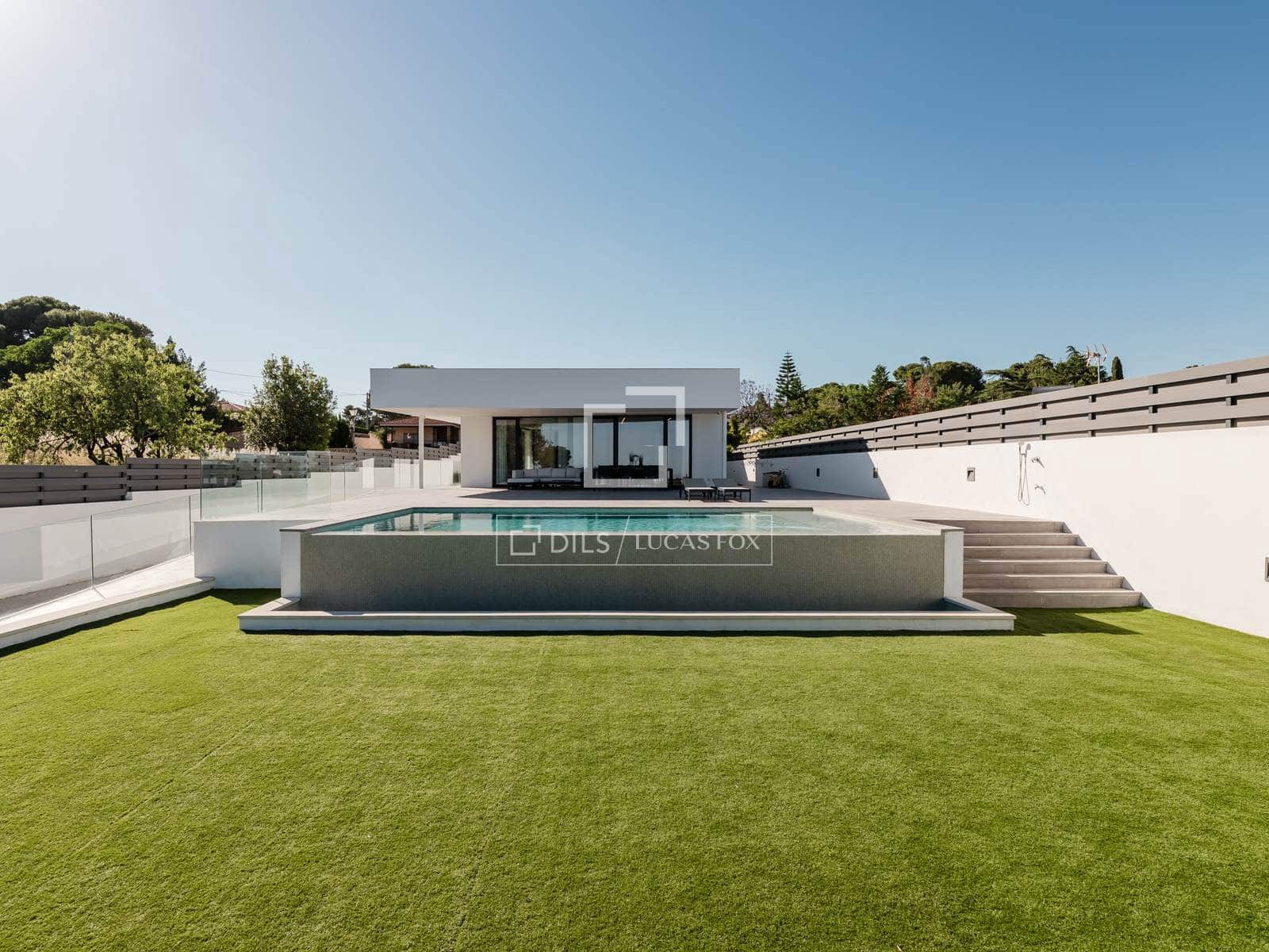 5 bedroom Villa for sale in Naquera with pool garage - € 1,450,000 (Ref: 9895095)