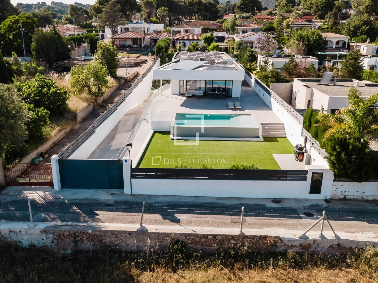 5 bedroom Villa for sale in Naquera with pool garage - € 1,450,000 (Ref: 9895095)
