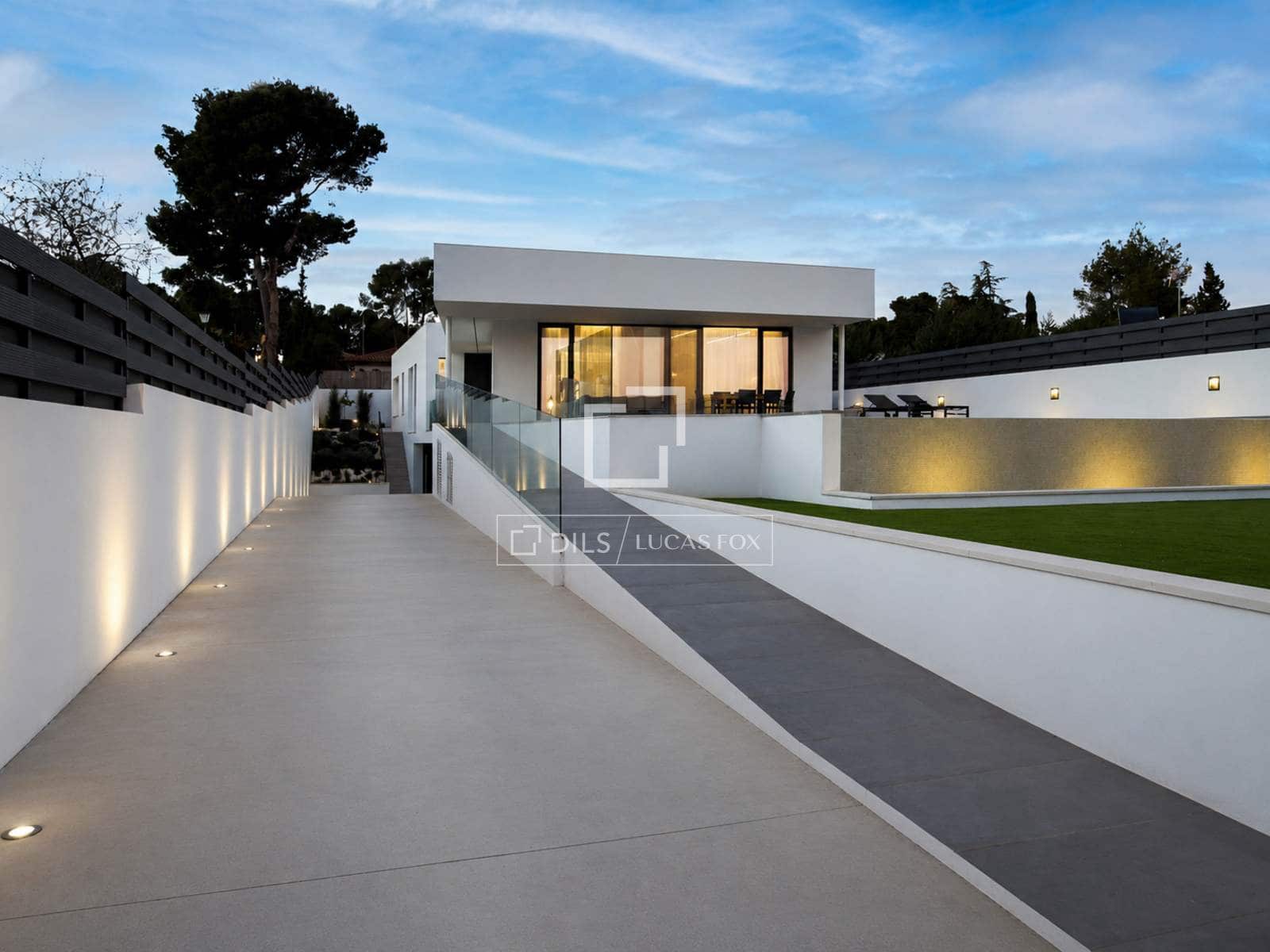 5 bedroom Villa for sale in Naquera with pool garage - € 1,450,000 (Ref: 9895095)