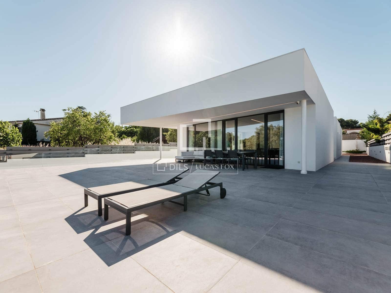 5 bedroom Villa for sale in Naquera with pool garage - € 1,450,000 (Ref: 9895095)