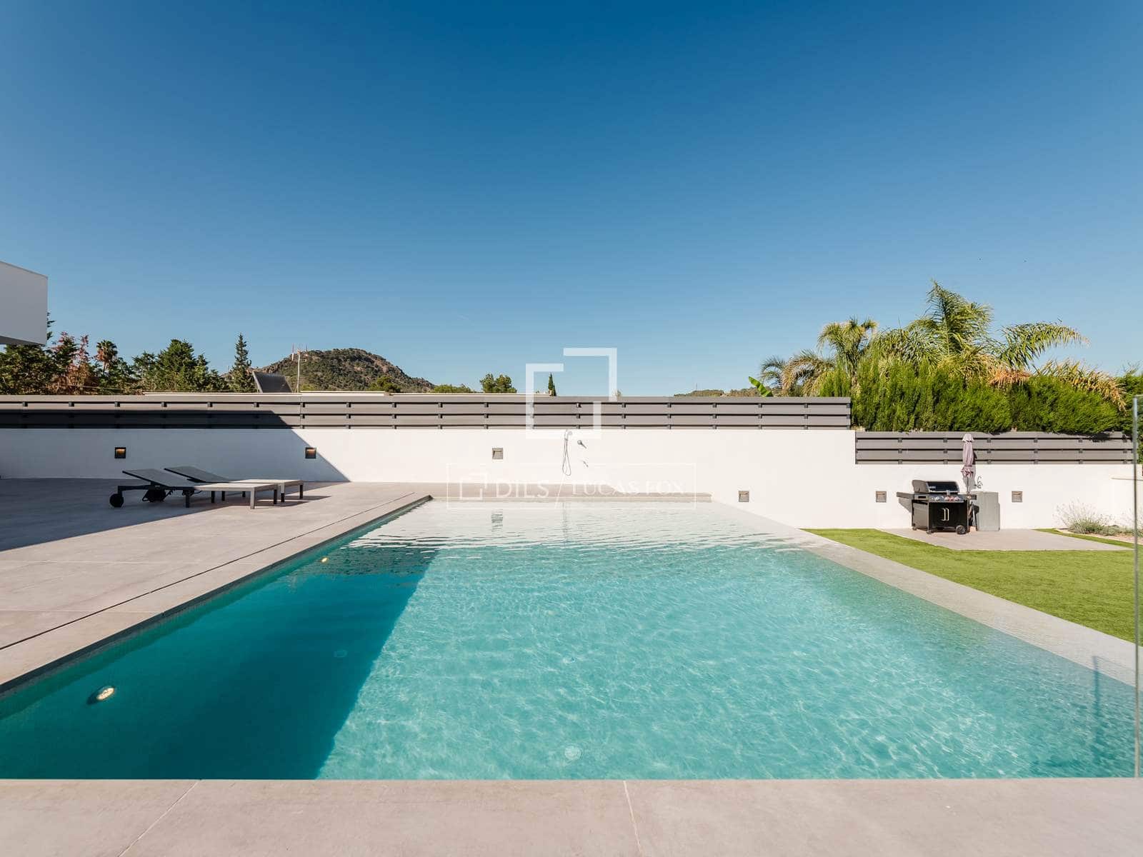 5 bedroom Villa for sale in Naquera with pool garage - € 1,450,000 (Ref: 9895095)