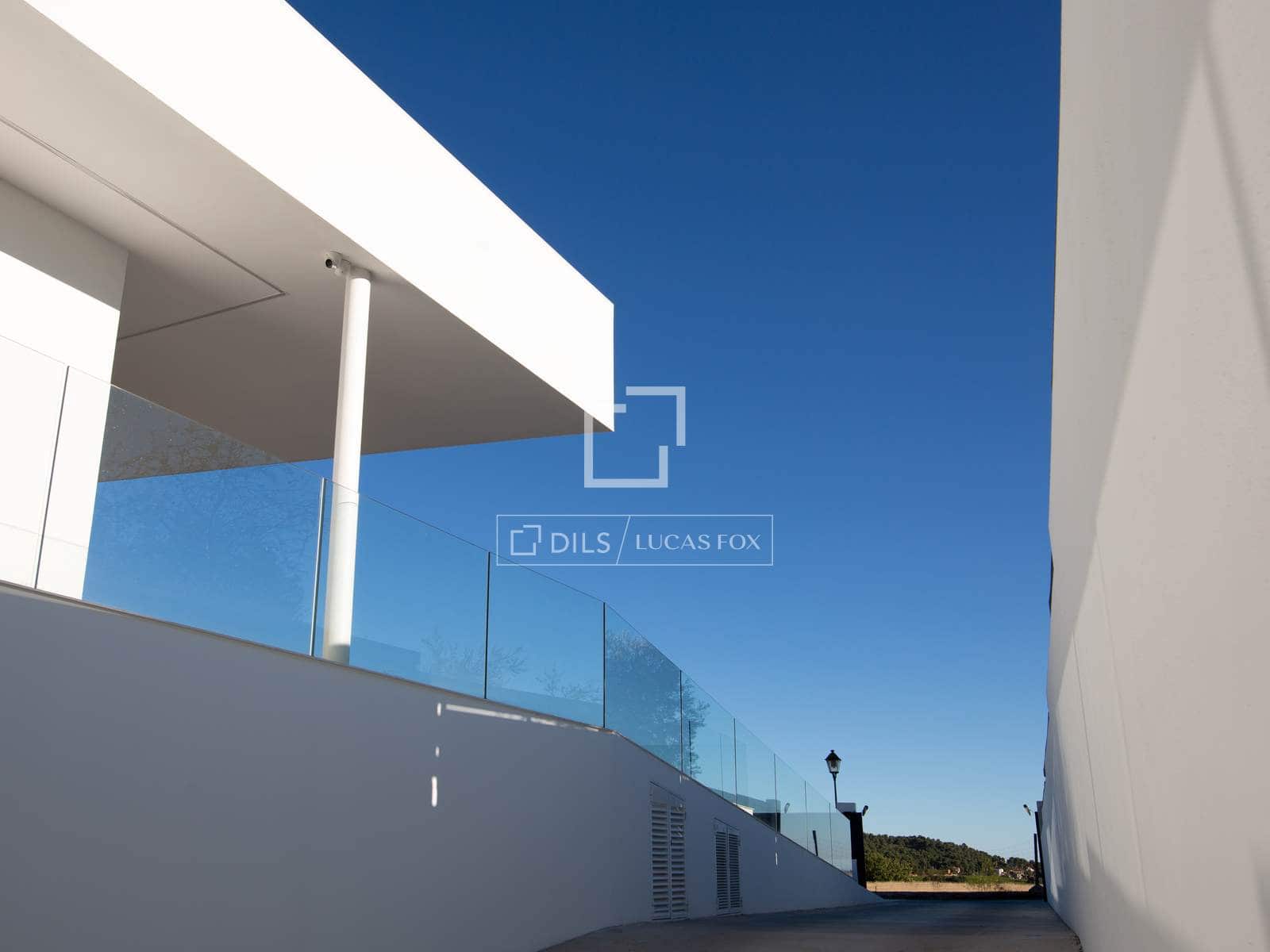 5 bedroom Villa for sale in Naquera with pool garage - € 1,450,000 (Ref: 9895095)