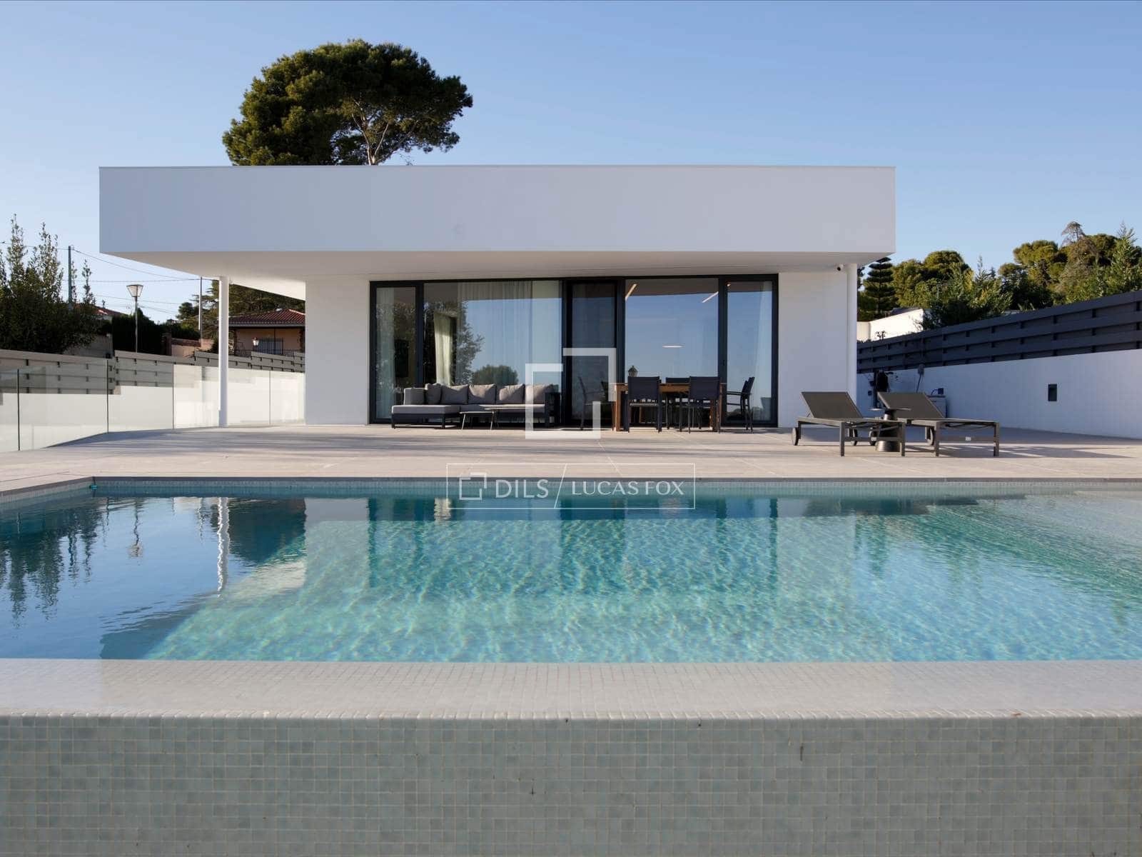5 bedroom Villa for sale in Naquera with pool garage - € 1,450,000 (Ref: 9895095)