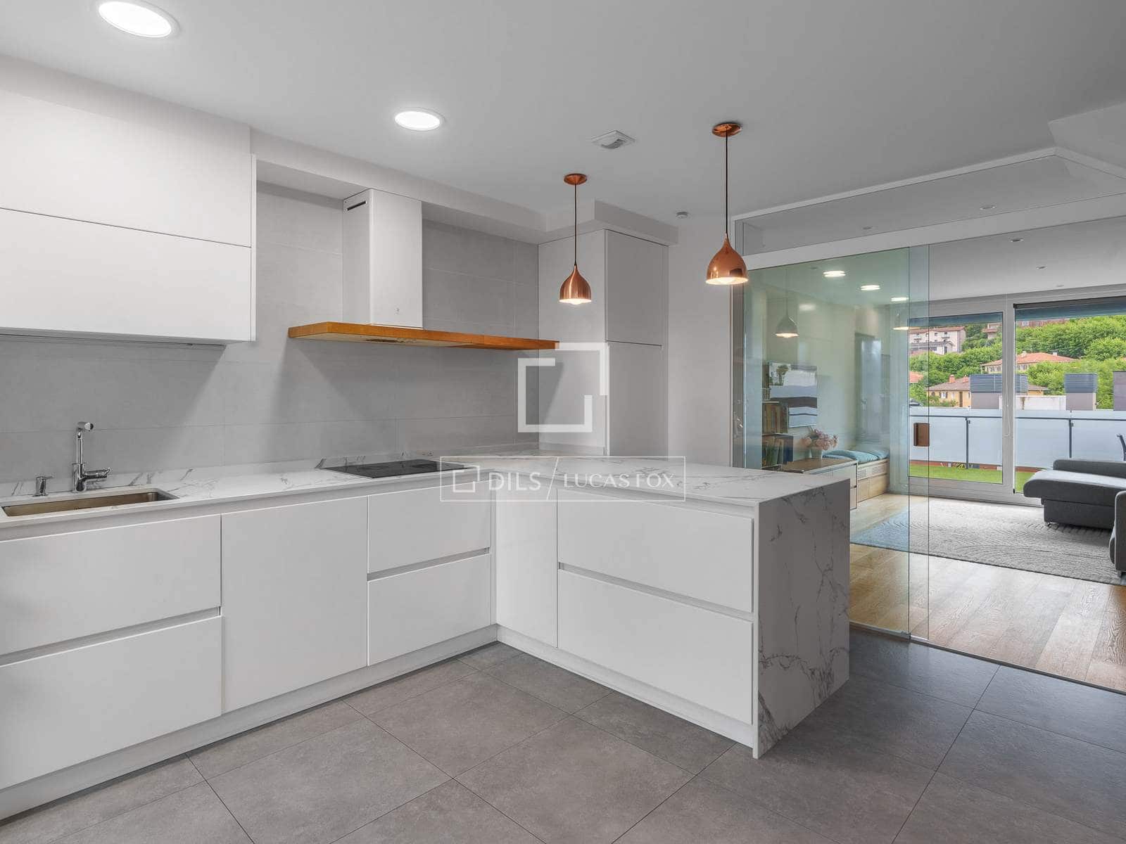 Apartamento de 3 habitaciones en Donostia-San Sebastián en venta con garaje - 1.440.000 € (Ref: 9895259)