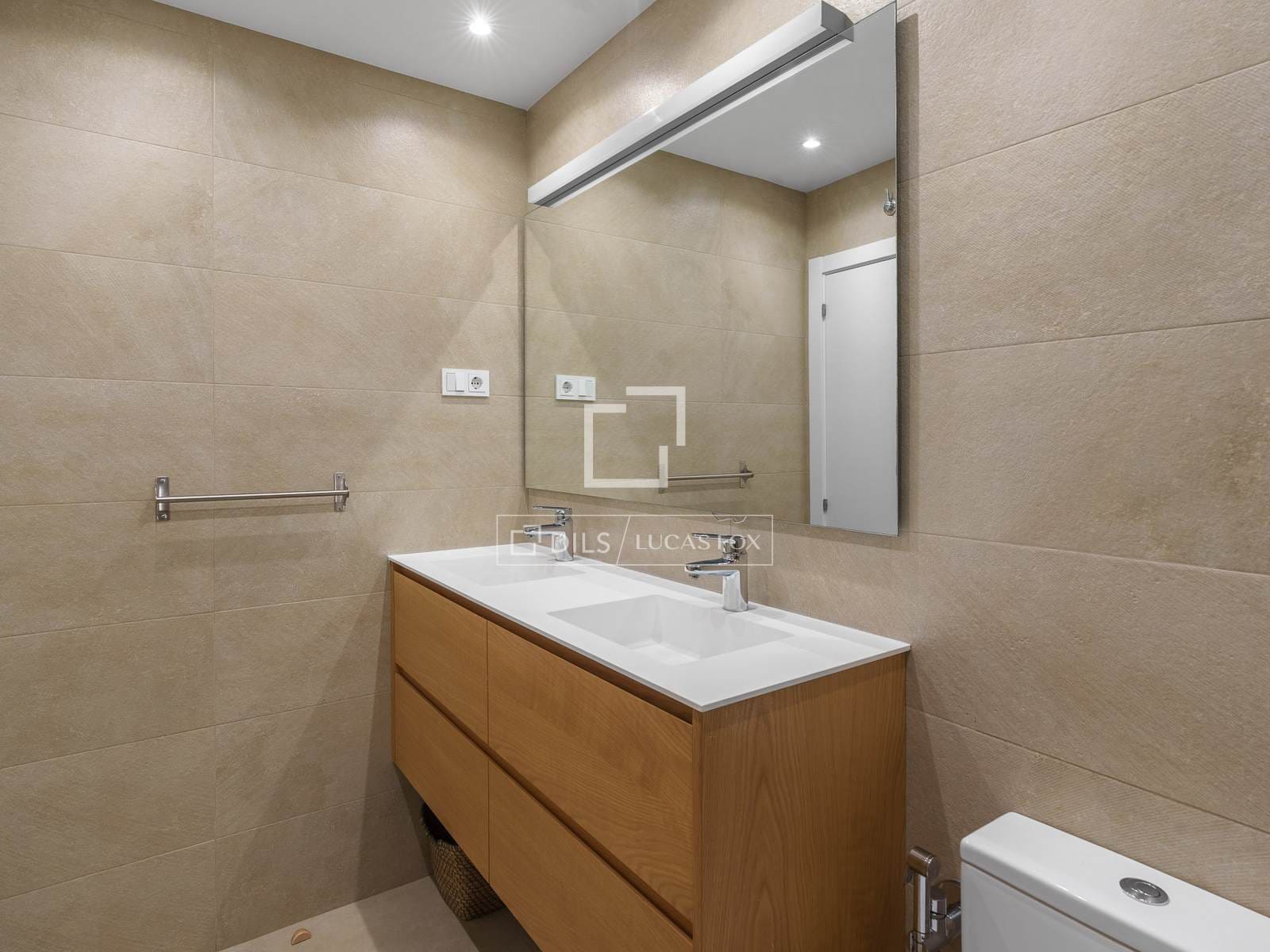 Apartamento de 3 habitaciones en Donostia-San Sebastián en venta con garaje - 1.440.000 € (Ref: 9895259)