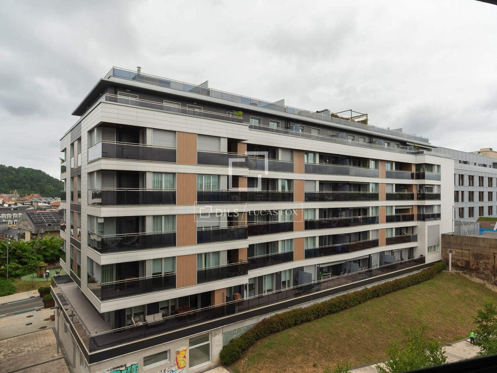Apartamento de 3 habitaciones en Donostia-San Sebastián en venta con garaje - 1.440.000 € (Ref: 9895259)