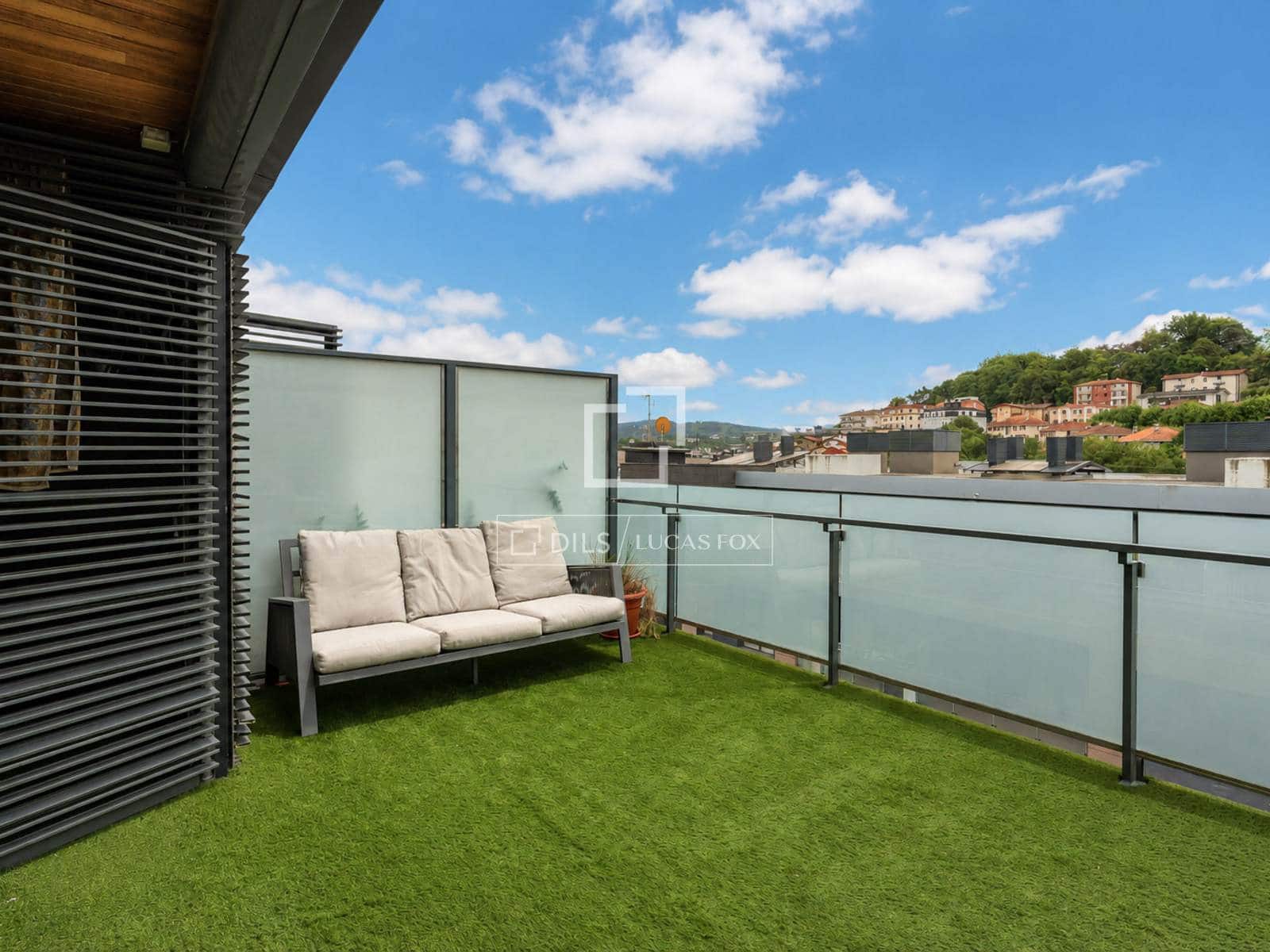 Apartamento de 3 habitaciones en Donostia-San Sebastián en venta con garaje - 1.440.000 € (Ref: 9895259)