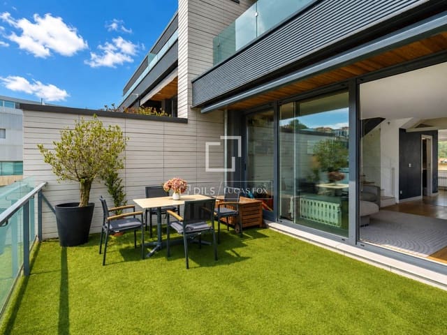 Apartamento de 3 habitaciones en Donostia-San Sebastián en venta - 1.440.000 € (Ref: 9895259)