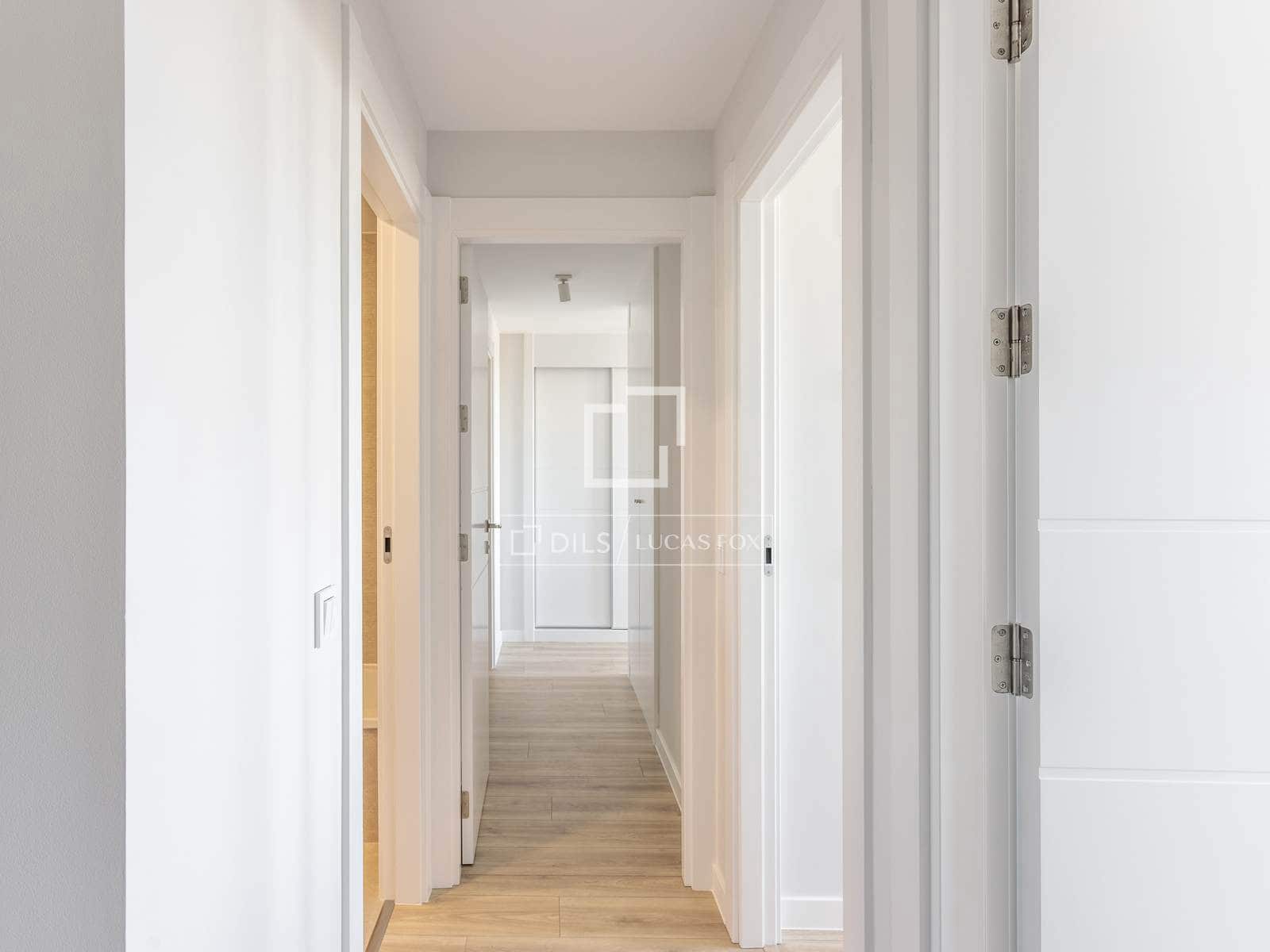 3 slaapkamer Appartement te huur in Madrid stad met zwembad garage - € 2.900 (Ref: 9895356)