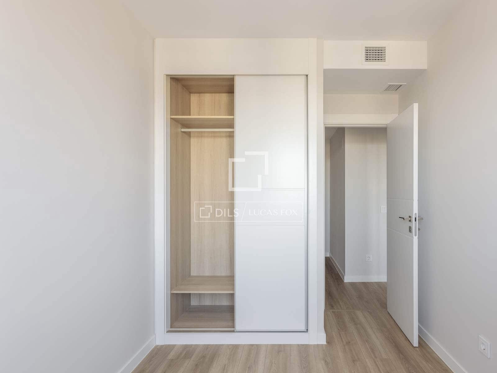 3 slaapkamer Appartement te huur in Madrid stad met zwembad garage - € 2.900 (Ref: 9895356)