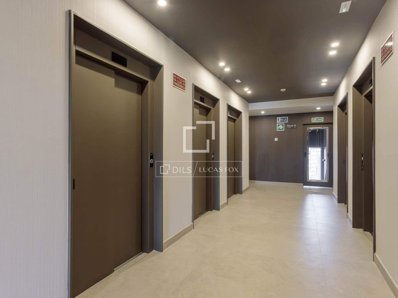 3 slaapkamer Appartement te huur in Madrid stad met zwembad garage - € 2.900 (Ref: 9895356)