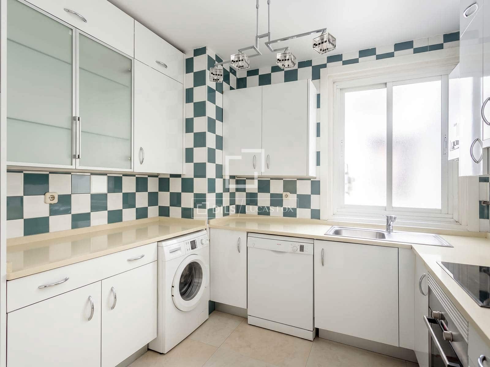 2 camera da letto Appartamento da affittare in Madrid citta con garage - 4.200 € (Rif: 9895421)