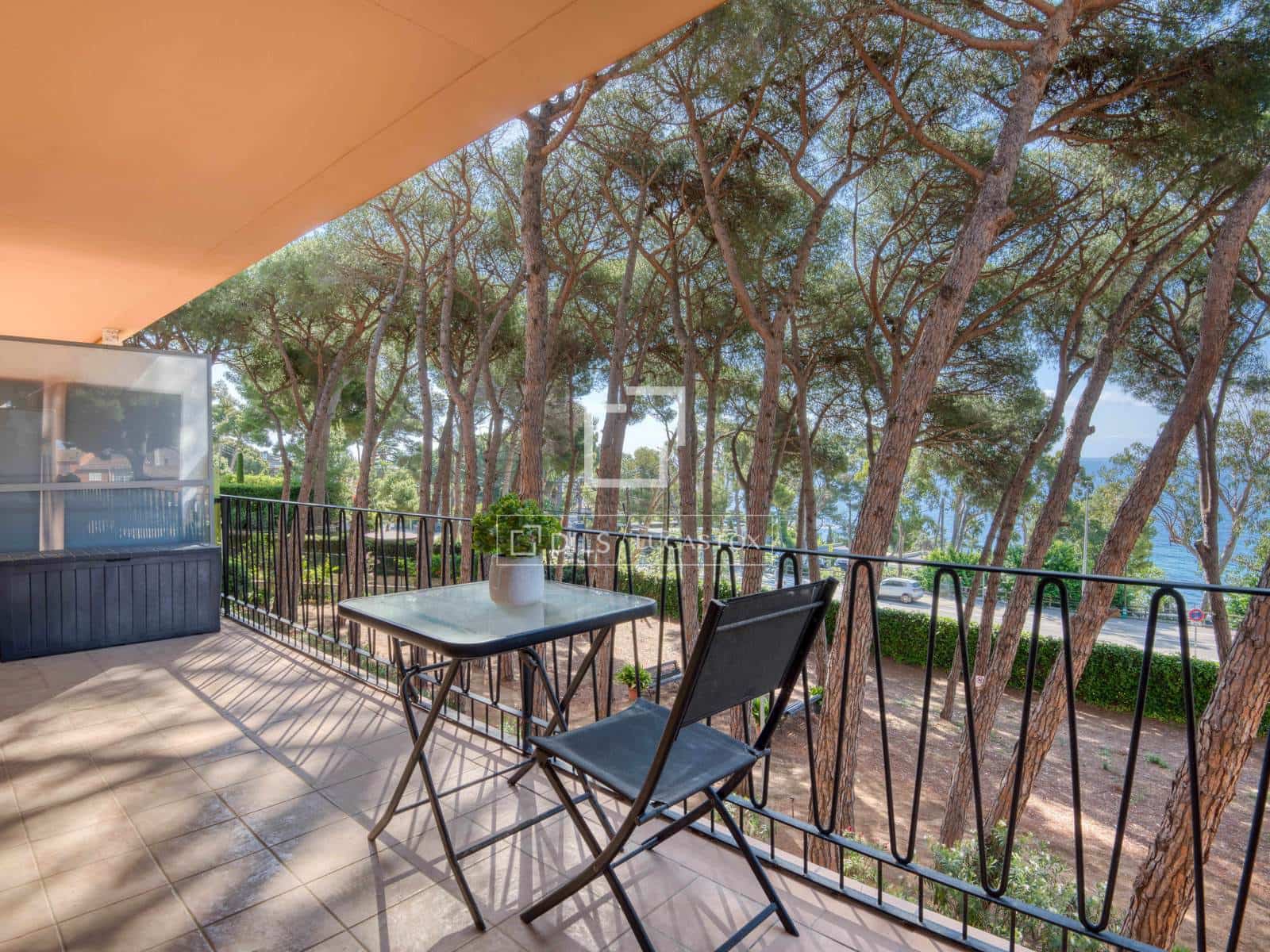 2 bedroom Apartment for sale in Calonge i Sant Antoni with garage - € 235,000 (Ref: 9895423)