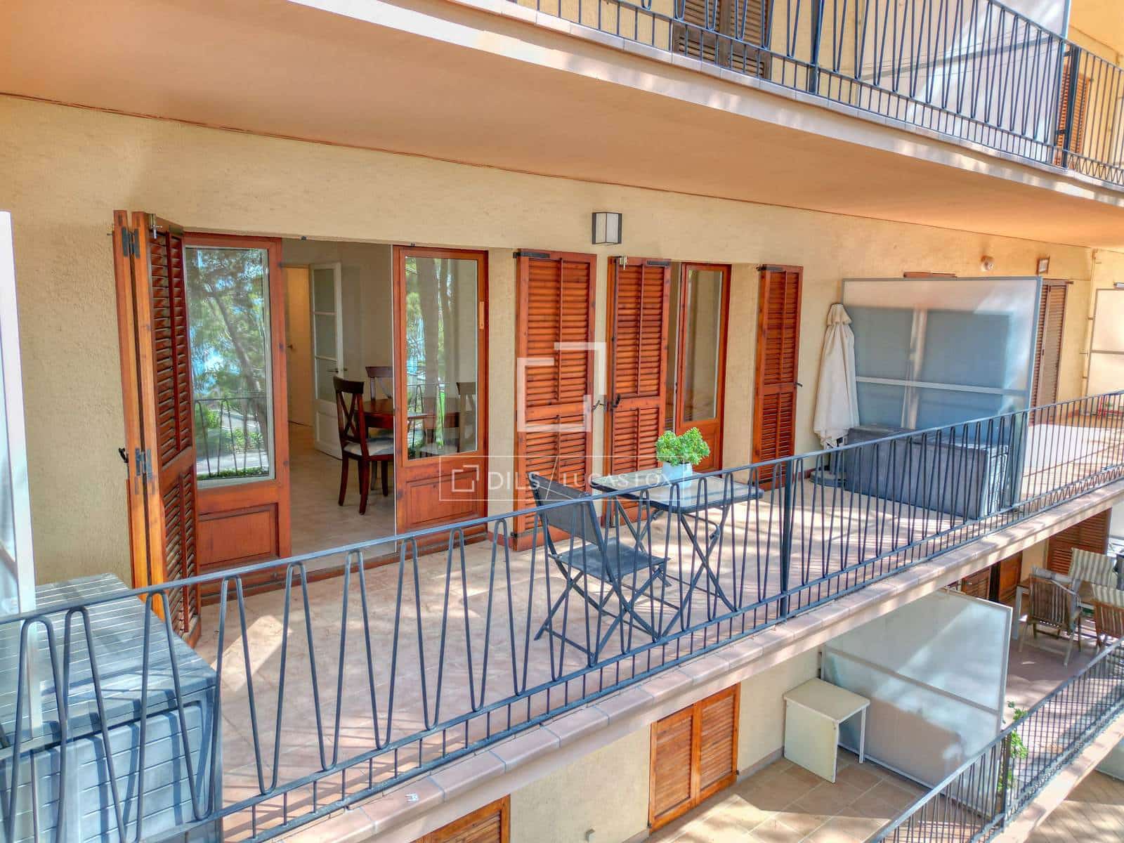 2 bedroom Apartment for sale in Calonge i Sant Antoni with garage - € 235,000 (Ref: 9895423)