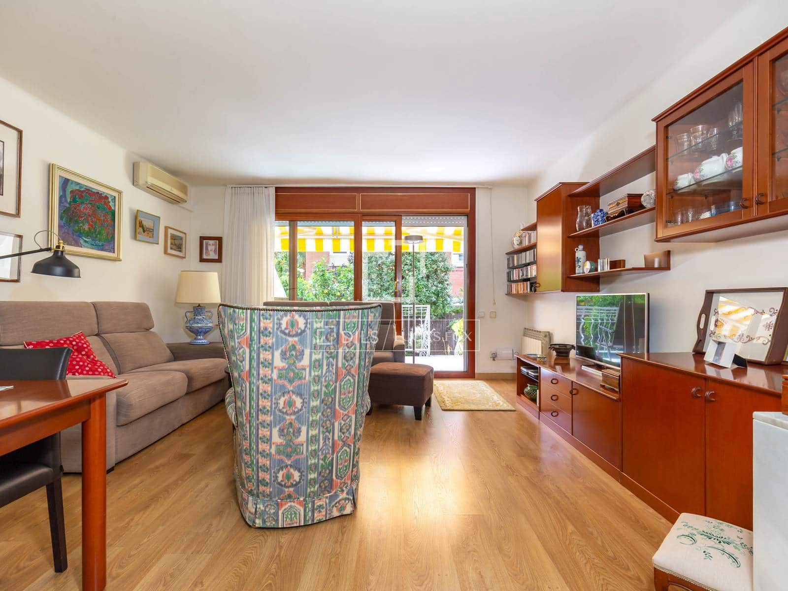 4 soverom Villa til salgs i Sant Just Desvern med garasje - € 790 000 (Ref: 9897389)