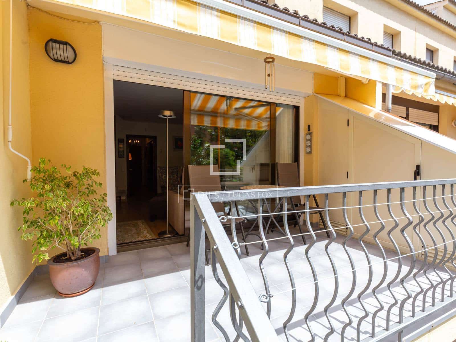 4 soverom Villa til salgs i Sant Just Desvern med garasje - € 790 000 (Ref: 9897389)