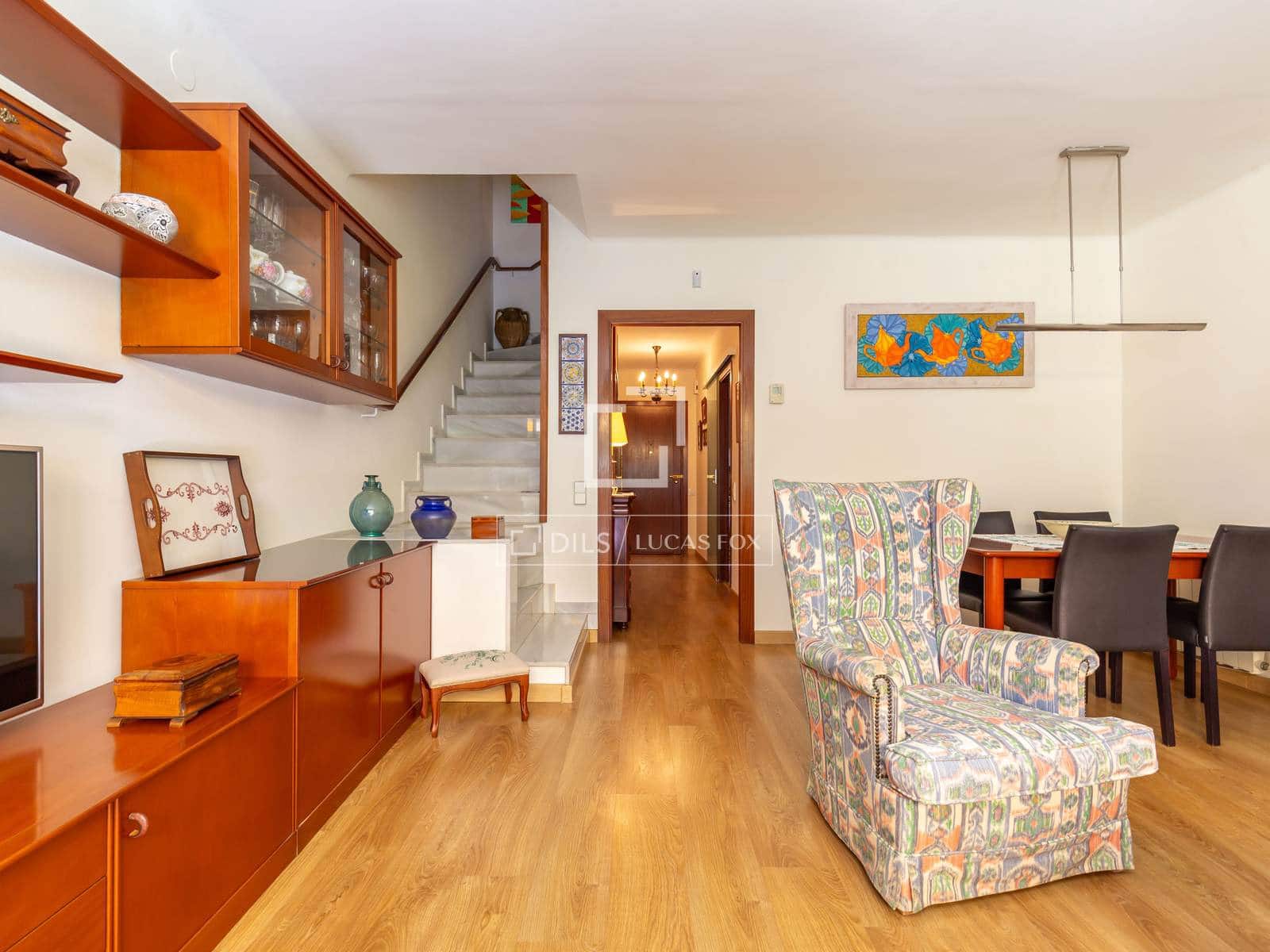 4 soverom Villa til salgs i Sant Just Desvern med garasje - € 790 000 (Ref: 9897389)