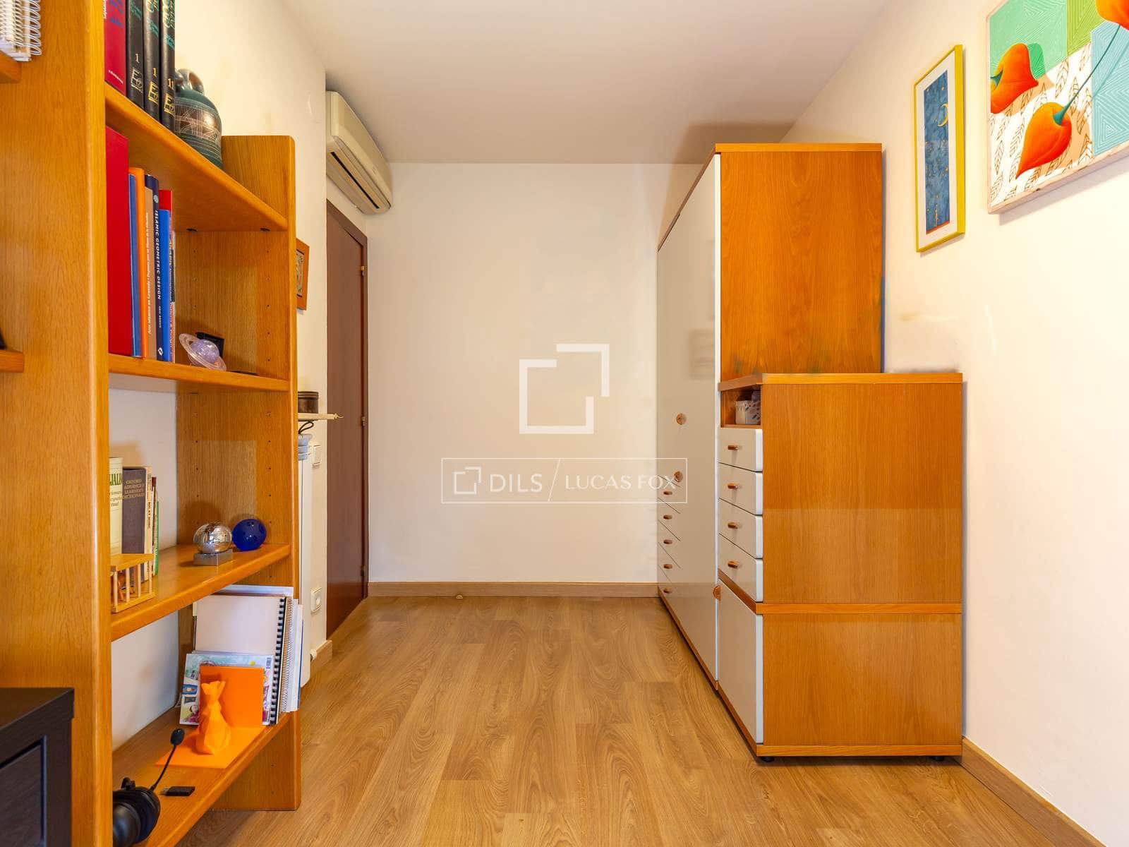 4 soverom Villa til salgs i Sant Just Desvern med garasje - € 790 000 (Ref: 9897389)