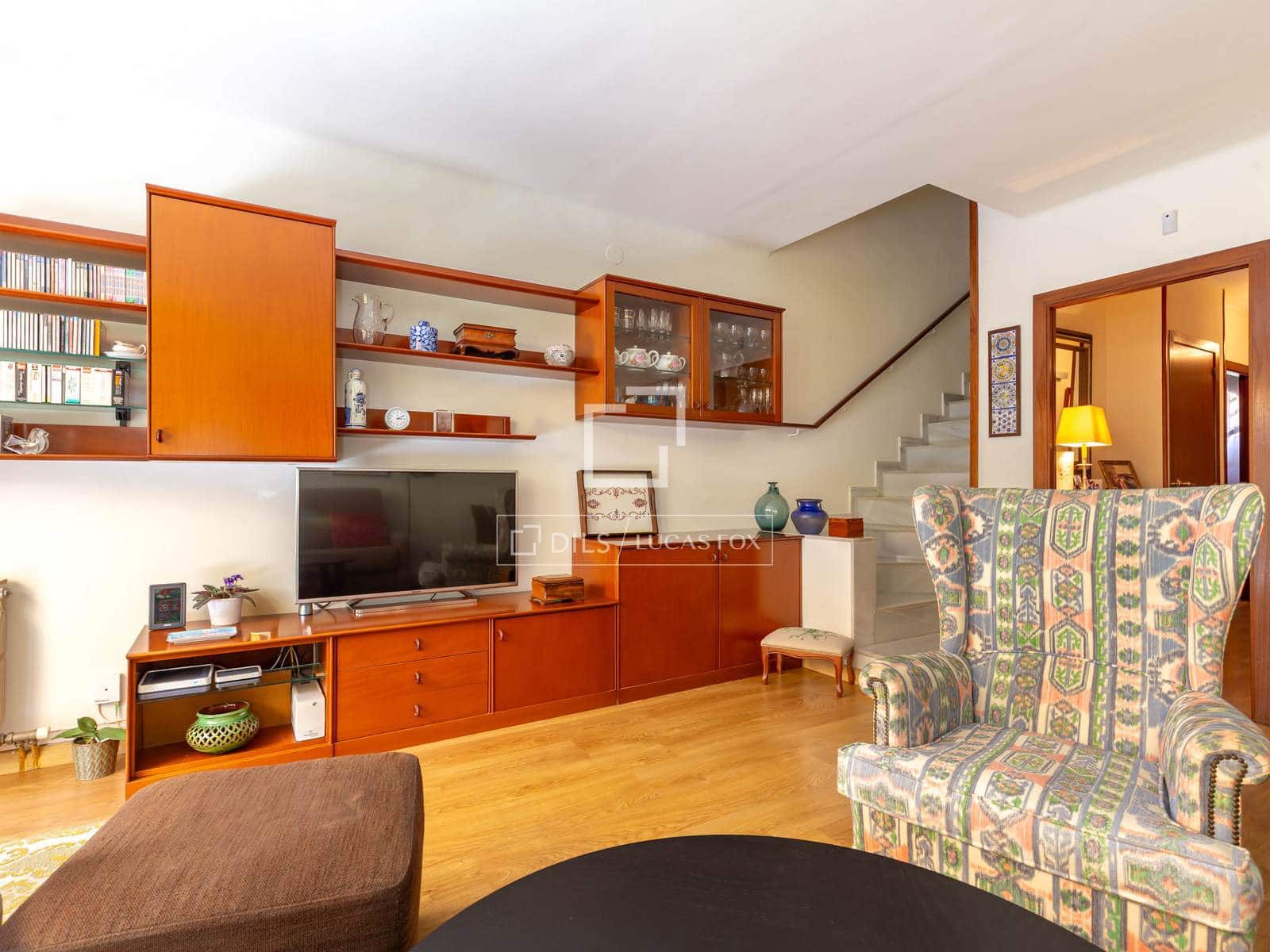 4 soverom Villa til salgs i Sant Just Desvern med garasje - € 790 000 (Ref: 9897389)