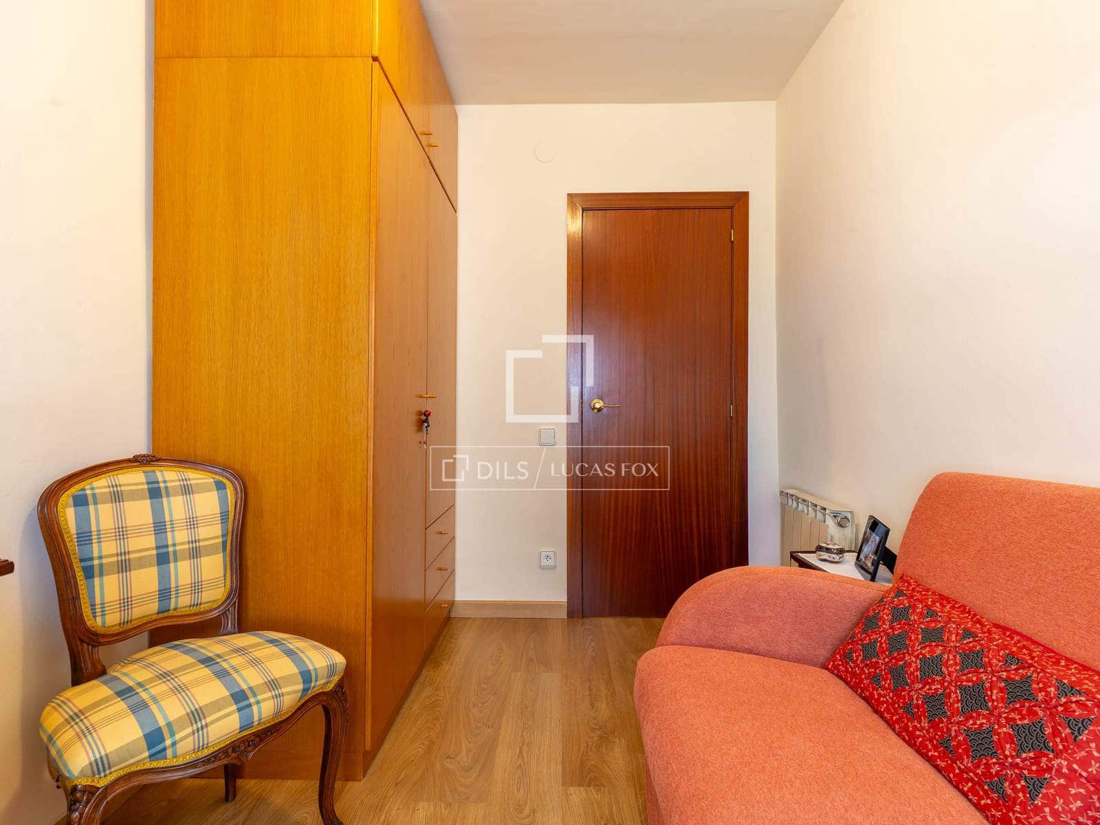 4 soverom Villa til salgs i Sant Just Desvern med garasje - € 790 000 (Ref: 9897389)