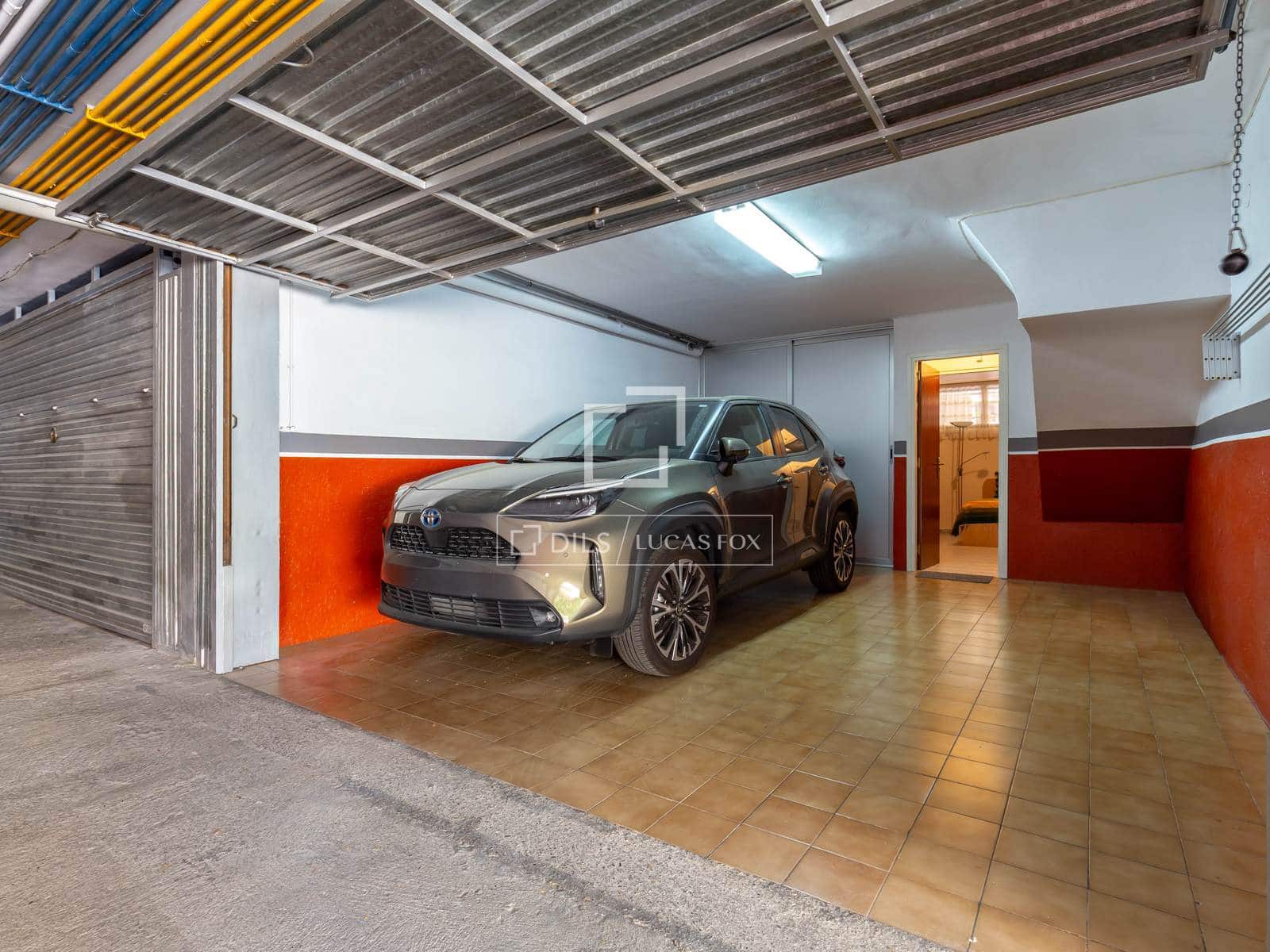 4 soverom Villa til salgs i Sant Just Desvern med garasje - € 790 000 (Ref: 9897389)