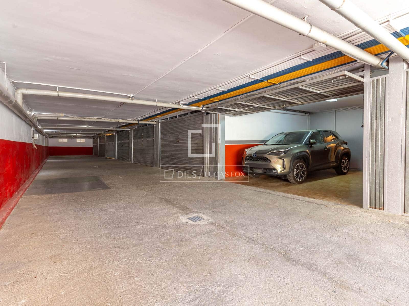 4 soverom Villa til salgs i Sant Just Desvern med garasje - € 790 000 (Ref: 9897389)