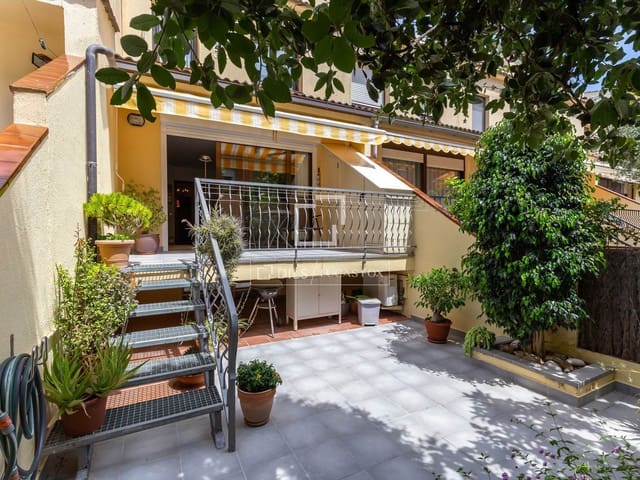 4 soverom Villa til salgs i Sant Just Desvern med garasje - € 790 000 (Ref: 9897389)