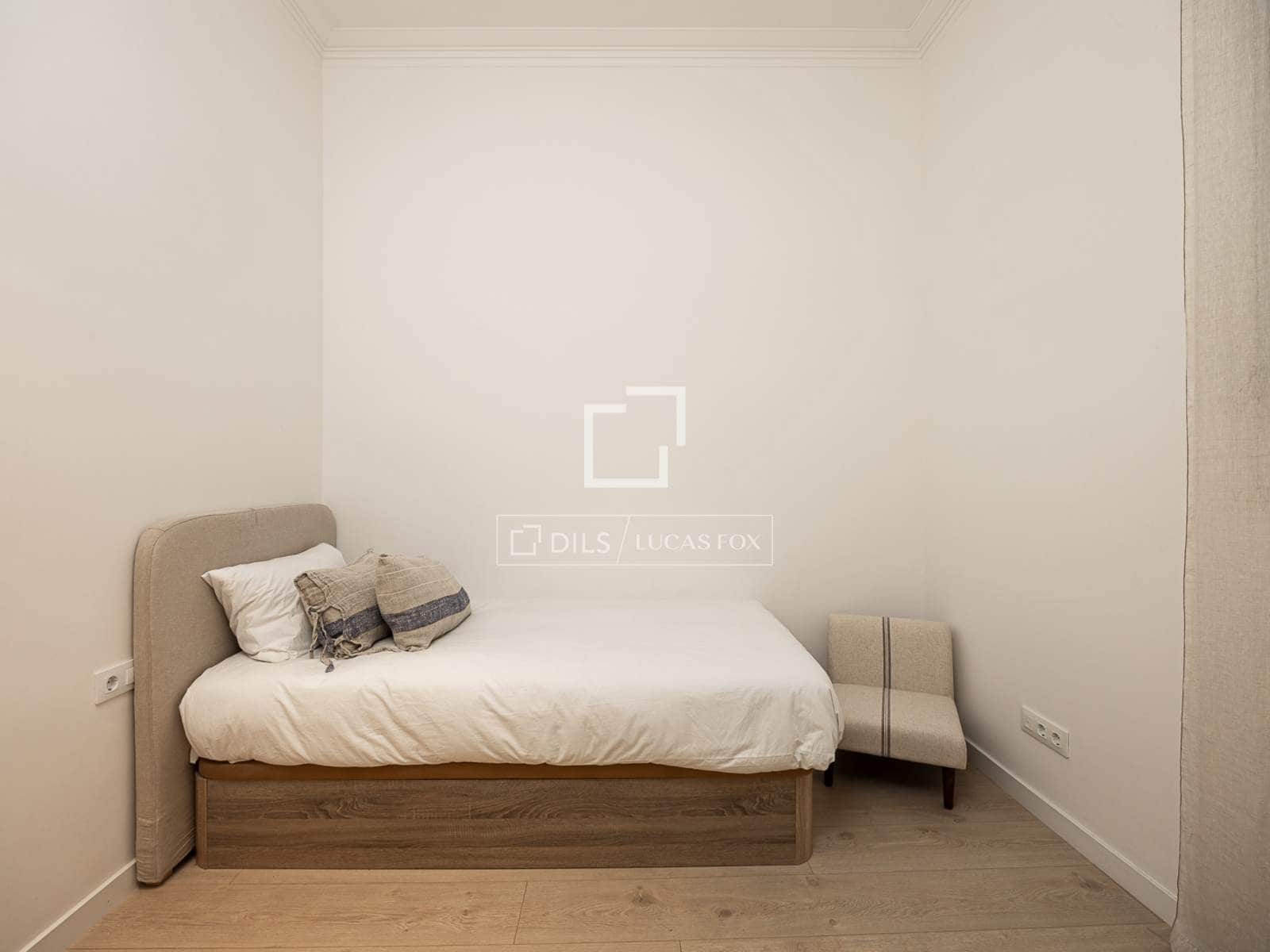4 quarto Apartamento para arrendar em Barcelona cidade com garagem - 4 500 € (Ref: 9897390)