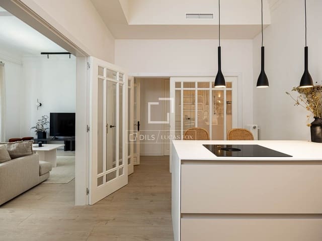 4 quarto Apartamento para arrendar em Barcelona cidade com garagem - 4 500 € (Ref: 9897390)