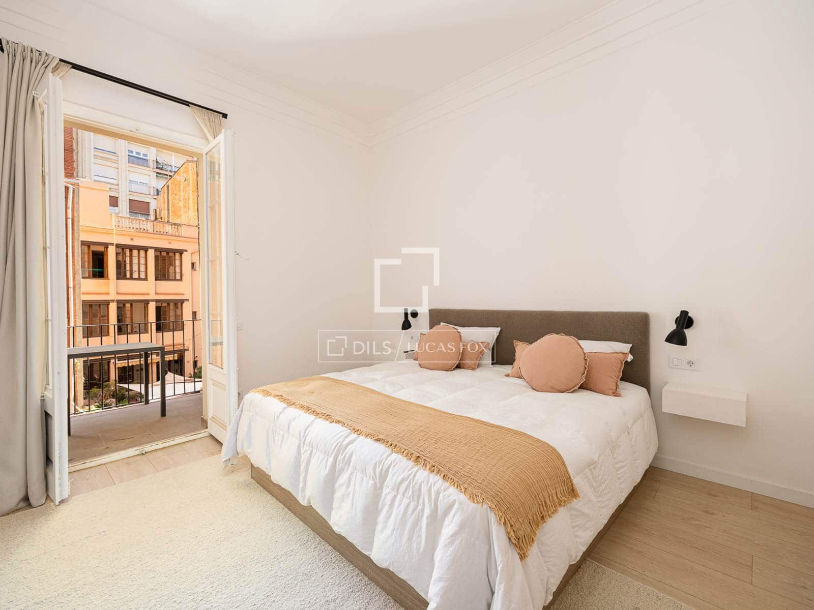 4 quarto Apartamento para arrendar em Barcelona cidade com garagem - 4 500 € (Ref: 9897390)