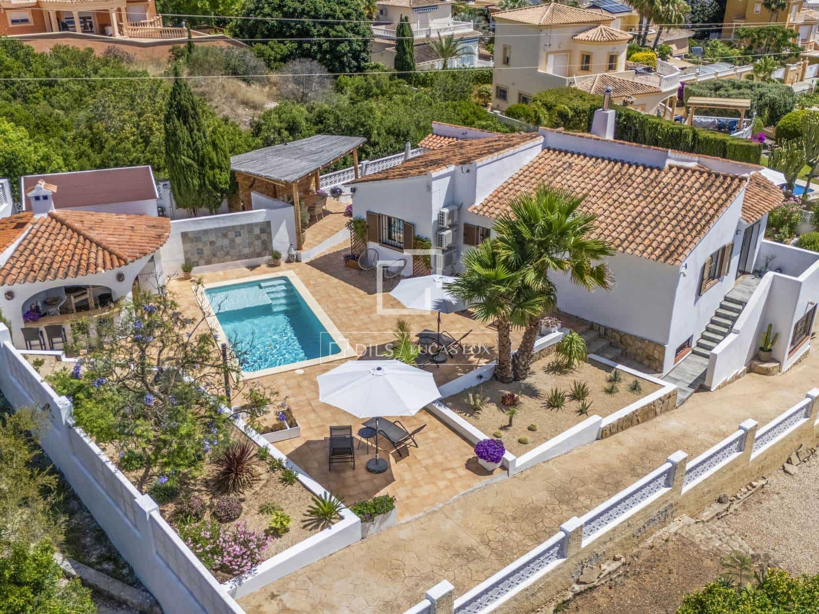4 chambre Villa/Maison à vendre à Calpe / Calp avec piscine garage - 1 095 000 € (Ref: 9898456)