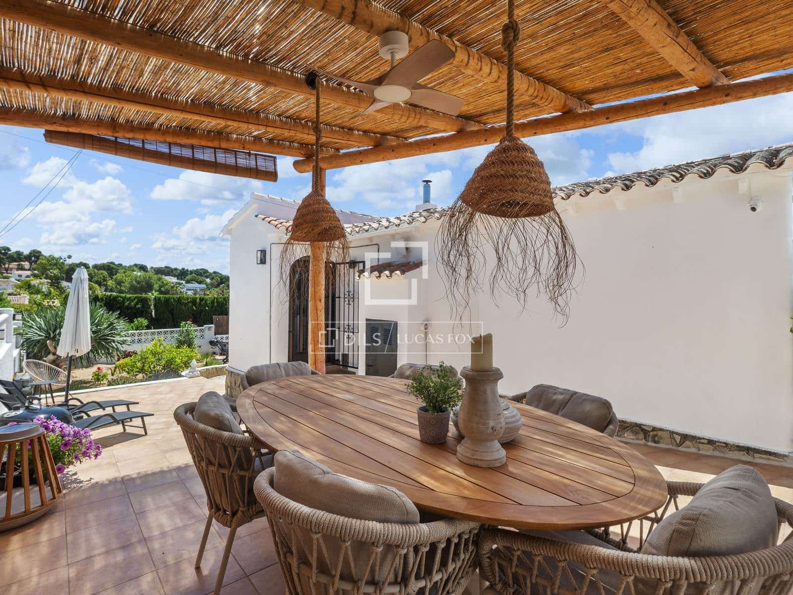 4 chambre Villa/Maison à vendre à Calpe / Calp avec piscine garage - 1 095 000 € (Ref: 9898456)