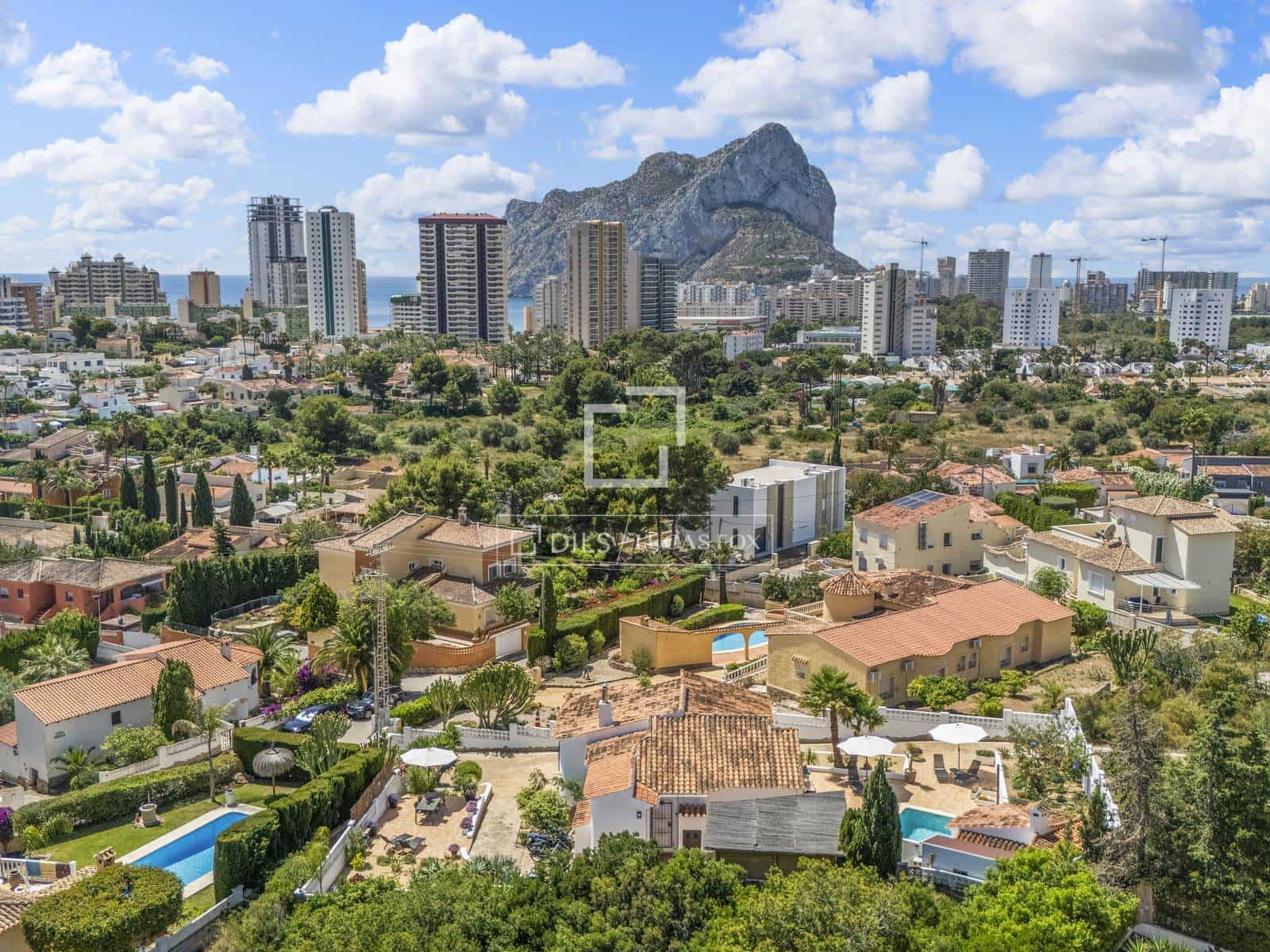 4 chambre Villa/Maison à vendre à Calpe / Calp avec piscine garage - 1 095 000 € (Ref: 9898456)